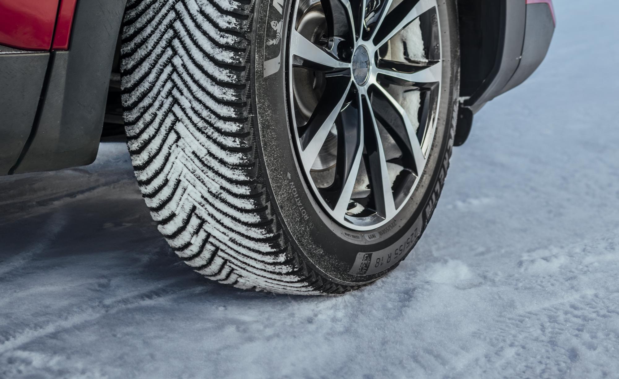 Міняємо гуму на зимову: коли &quot;перевзувати&quot; авто в Україні